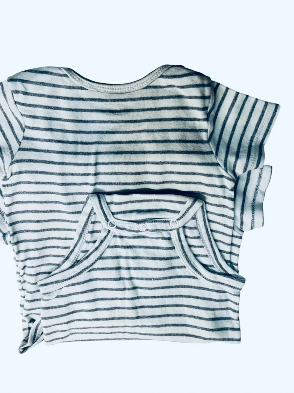 Carter’s cotton stripped onesie set 